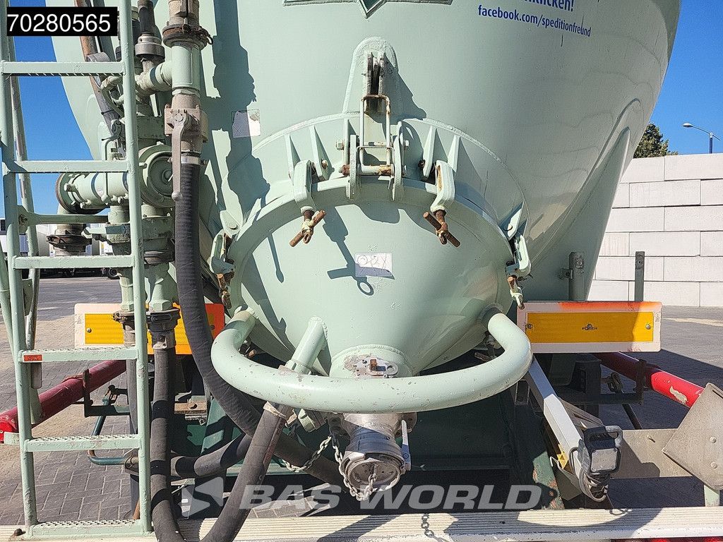 Spitzer SK2753CALGGVS 3 Achsen ADR 55m3 1 Comp. Gefahrgut KIP-Silo