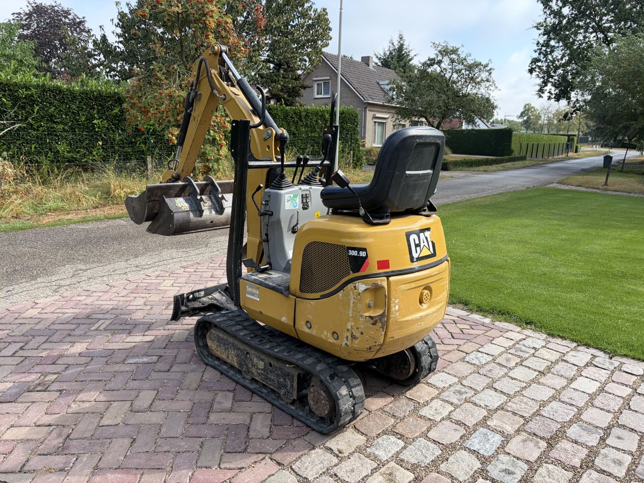 Cat 300.9d
