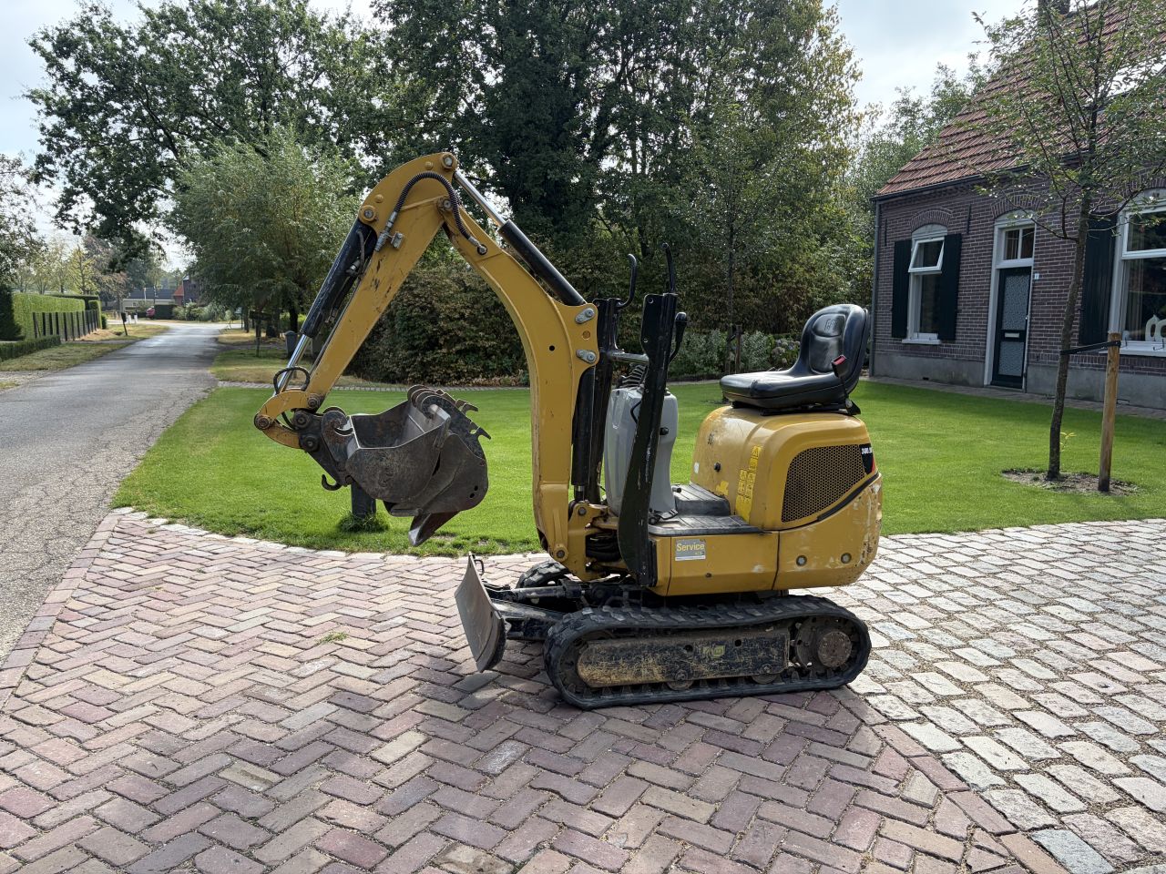 Cat 300.9d