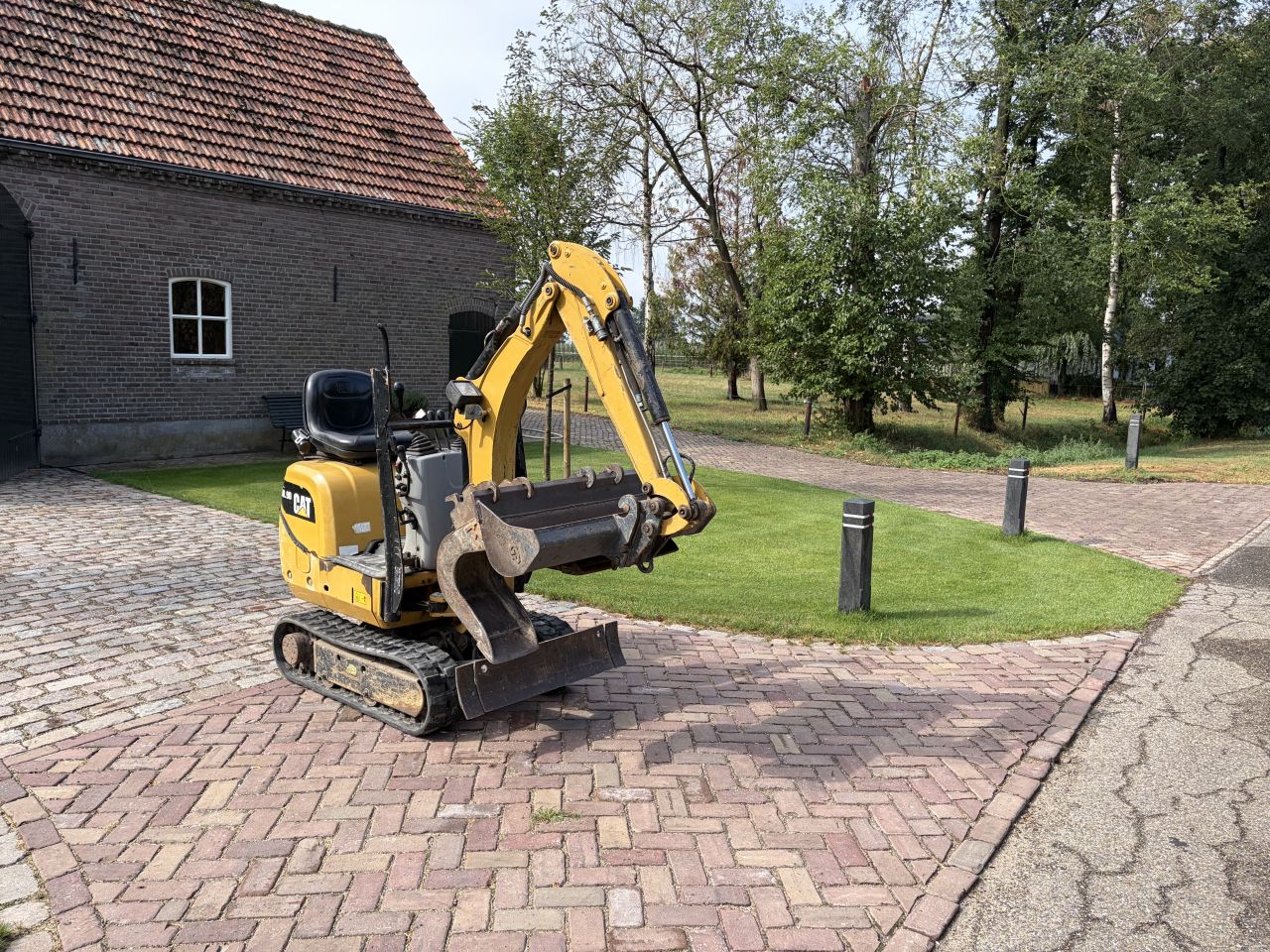 Cat 300.9d