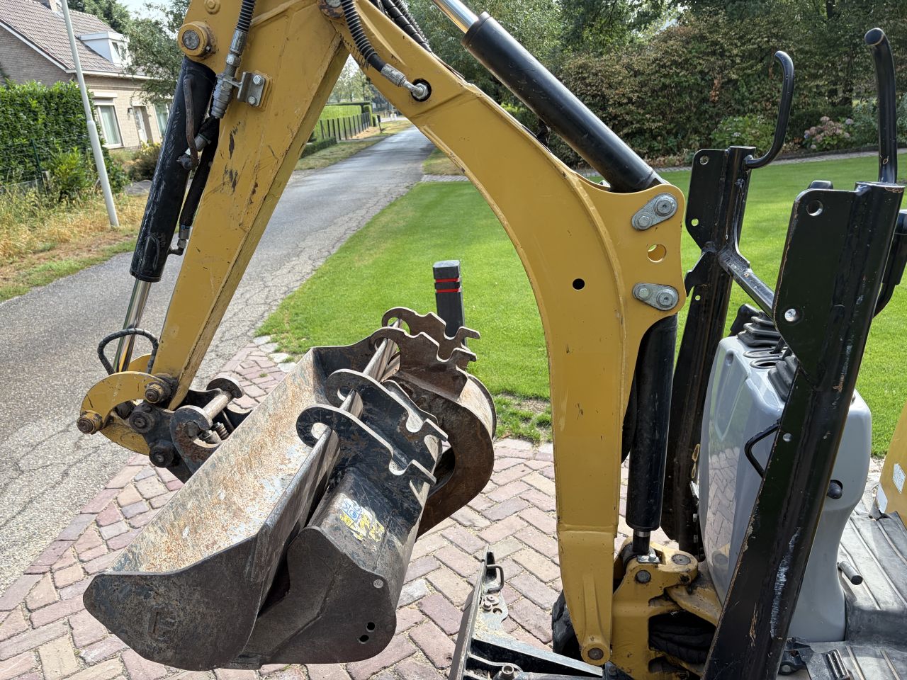 Cat 300.9d
