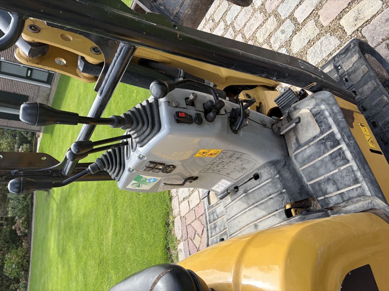 Cat 300.9d