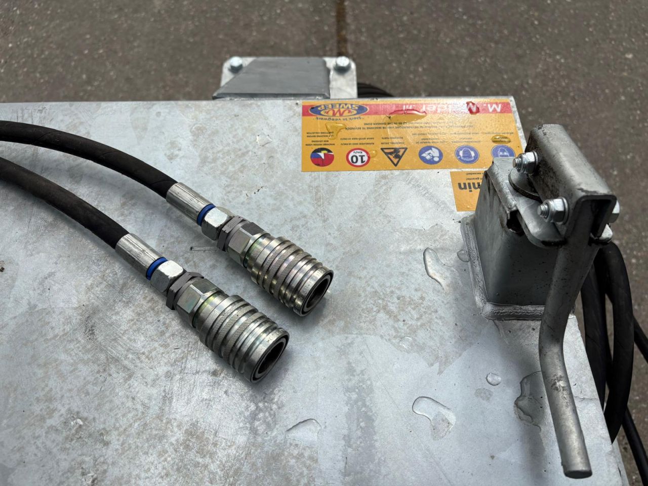 M sweep veegmachine