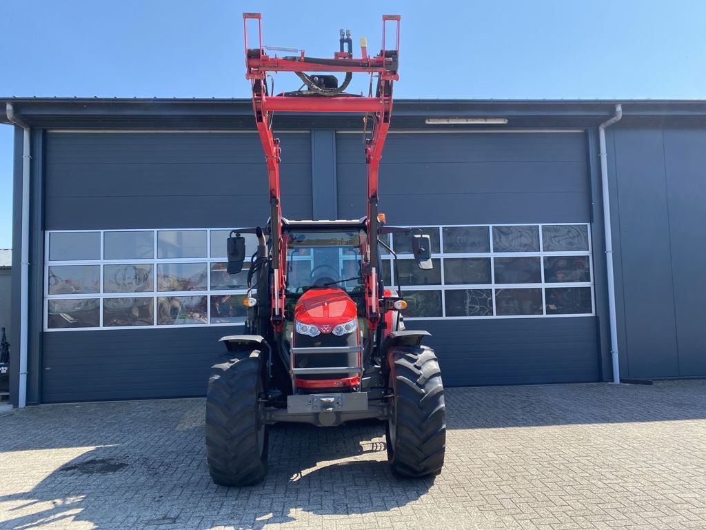 Massey Ferguson 5709M Dyna4