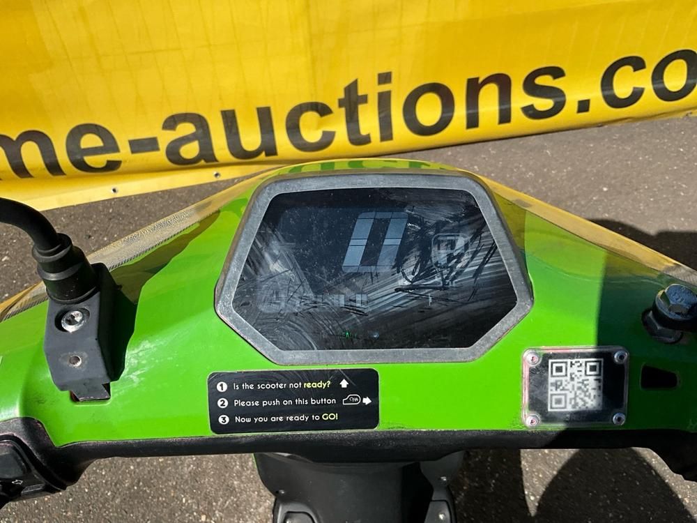 Super SOCO CUx Electric Scooter