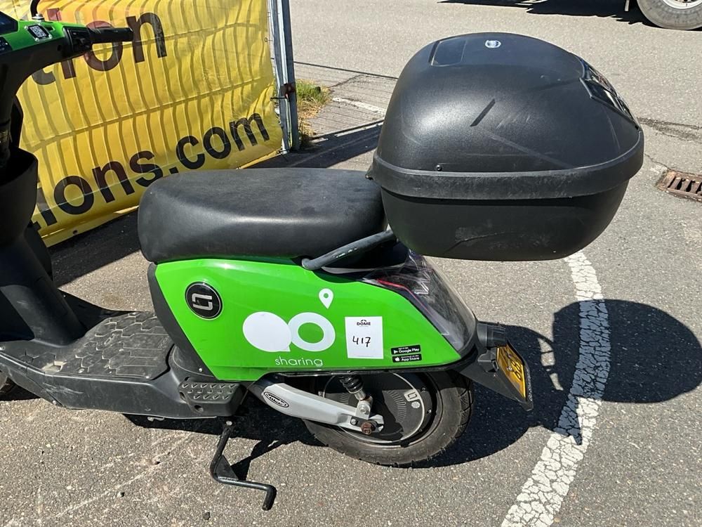 Super SOCO CUx Electric Scooter