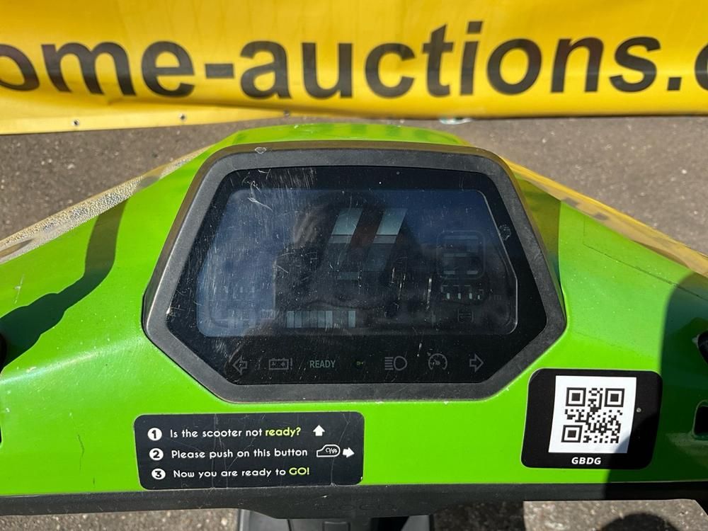 Super SOCO CUx Electric Scooter