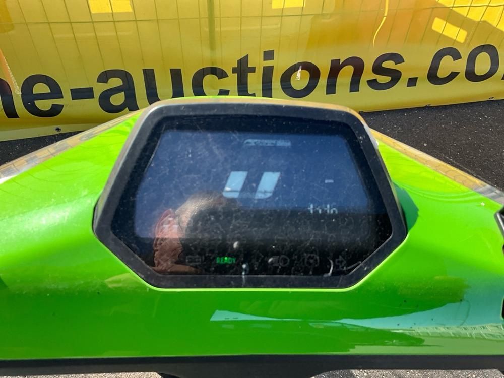 Super SOCO CUx Electric Scooter