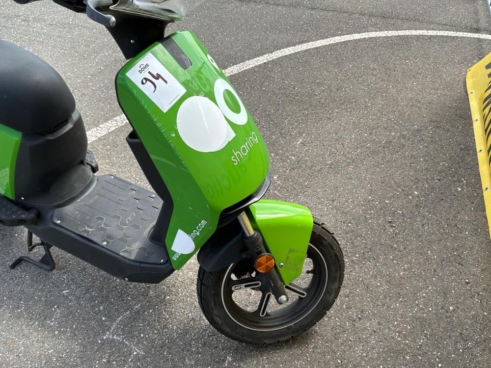 Super SOCO CUx Electric Scooter
