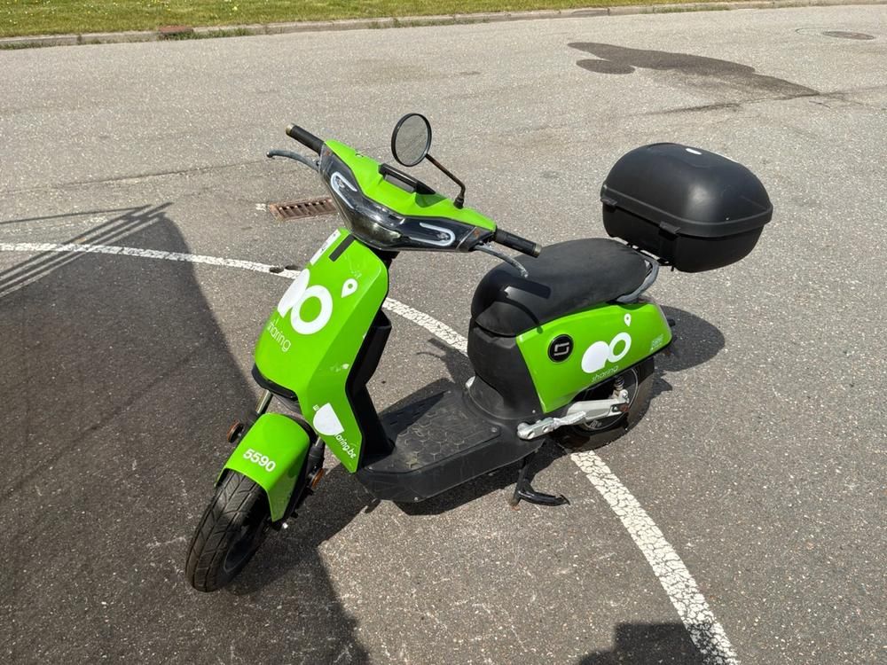 Super SOCO CUx Electric Scooter