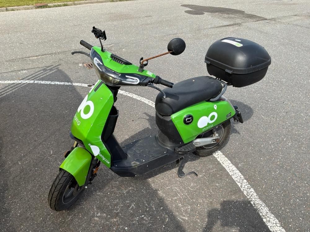 Super SOCO CUx Electric Scooter