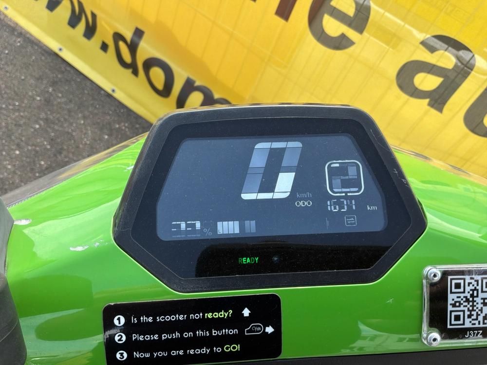 Super SOCO CUx Electric Scooter