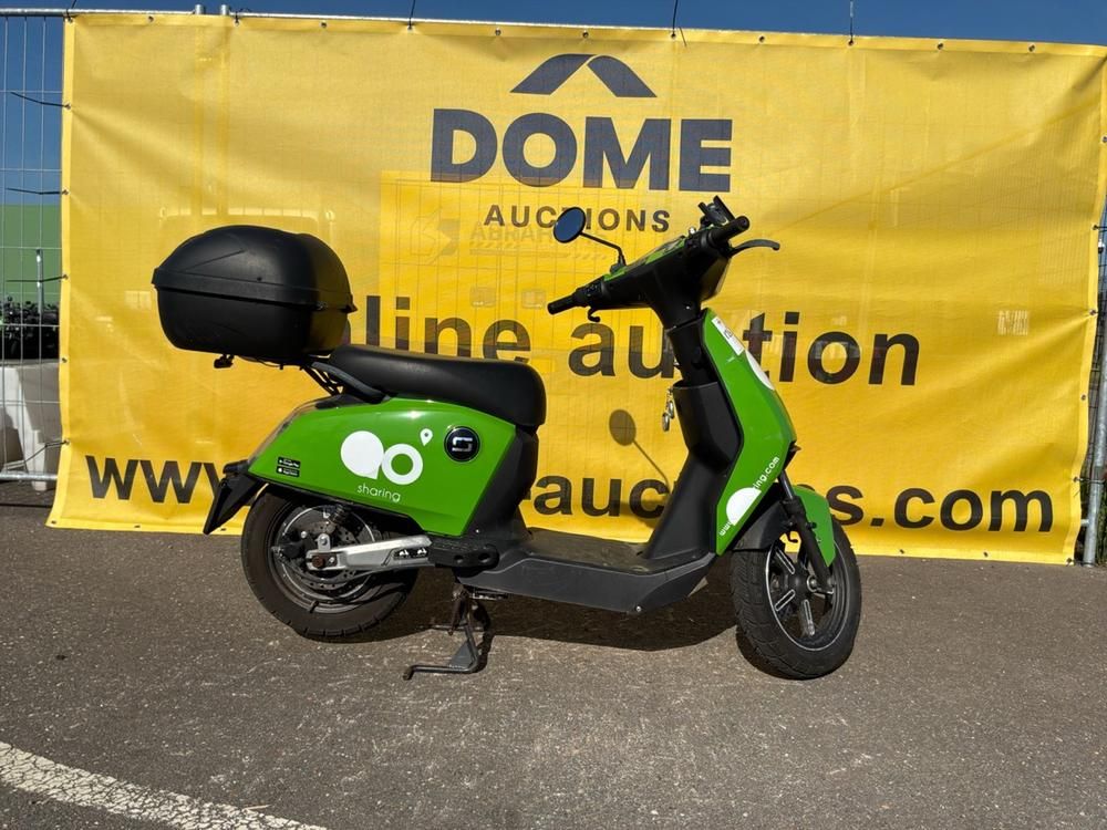 Super SOCO CUx Electric Scooter