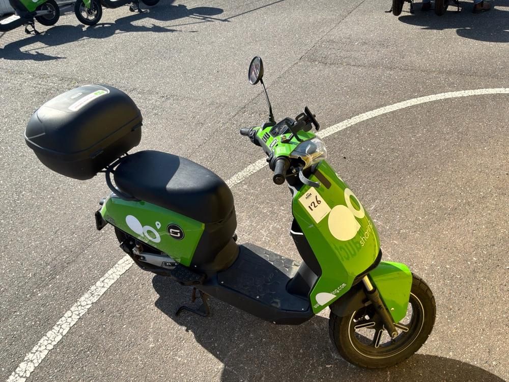 Super SOCO CUx Electric Scooter