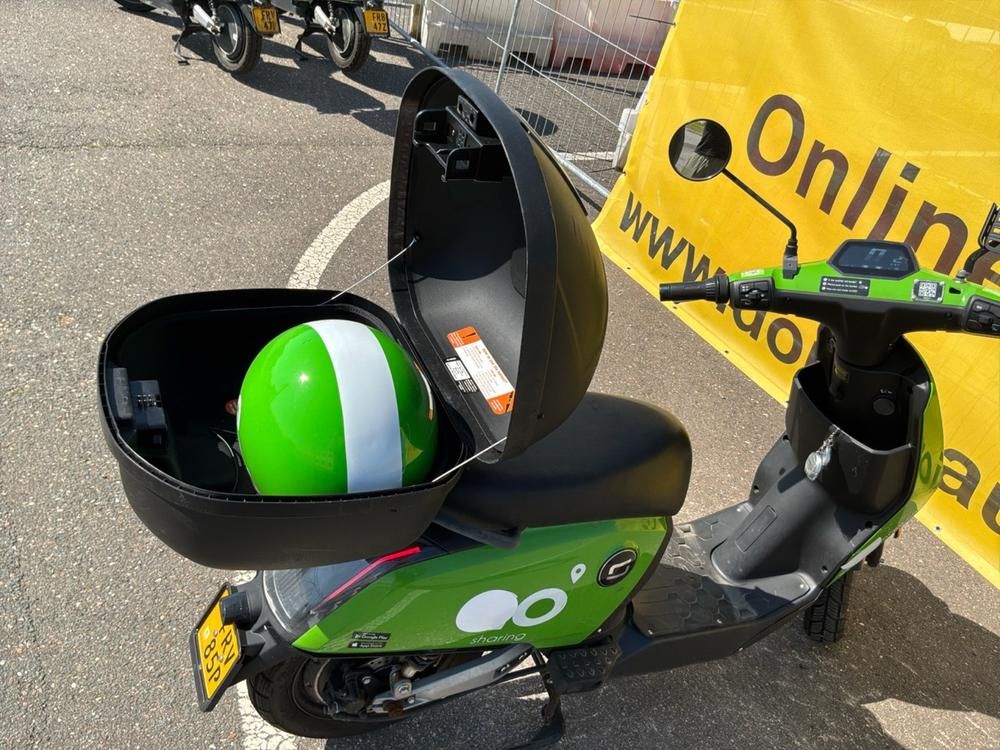 Super SOCO CUx Electric Scooter