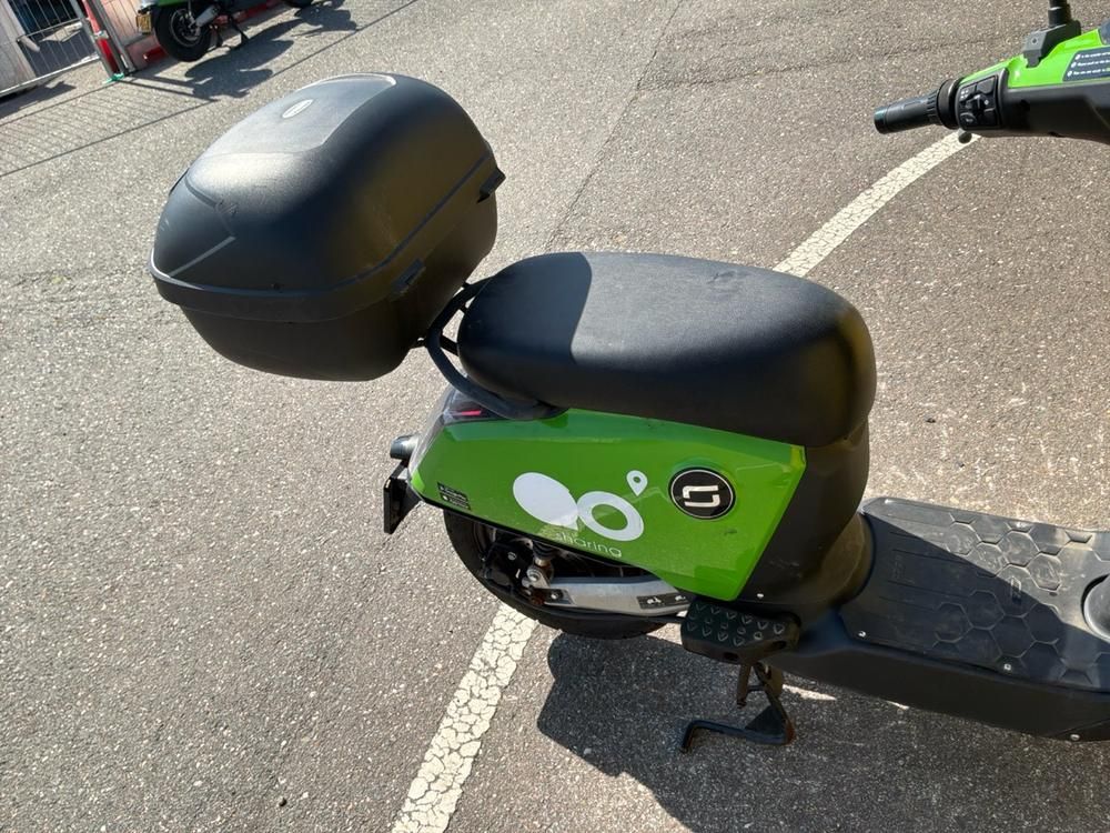 Super SOCO CUx Electric Scooter