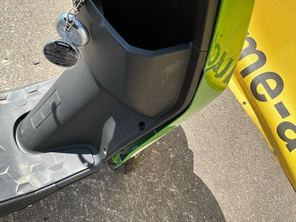 Super SOCO CUx Electric Scooter