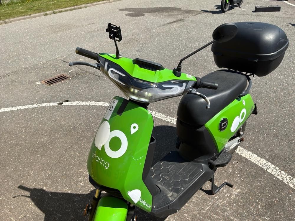 Super SOCO CUx Electric Scooter