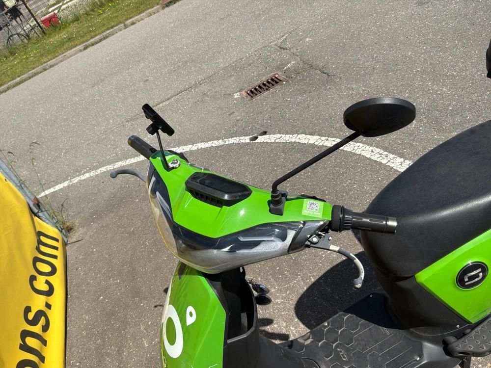 Super SOCO CUx Electric Scooter