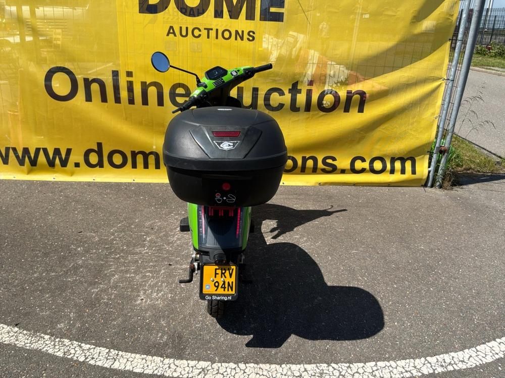 Super SOCO CUx Electric Scooter