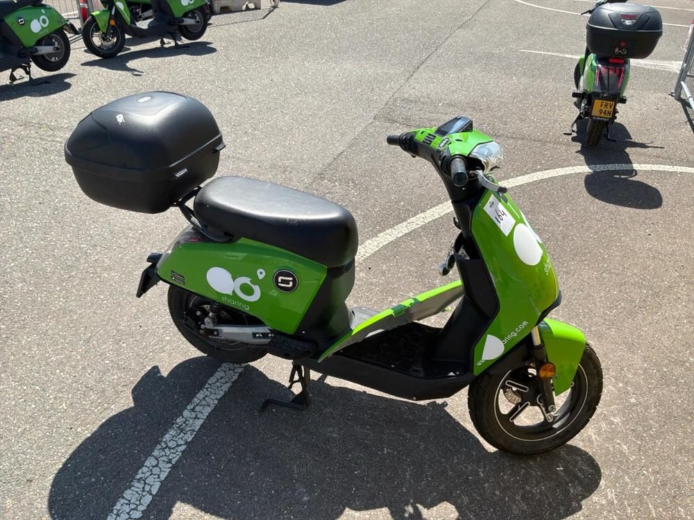 Super SOCO CUx Electric Scooter