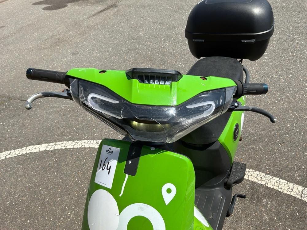 Super SOCO CUx Electric Scooter