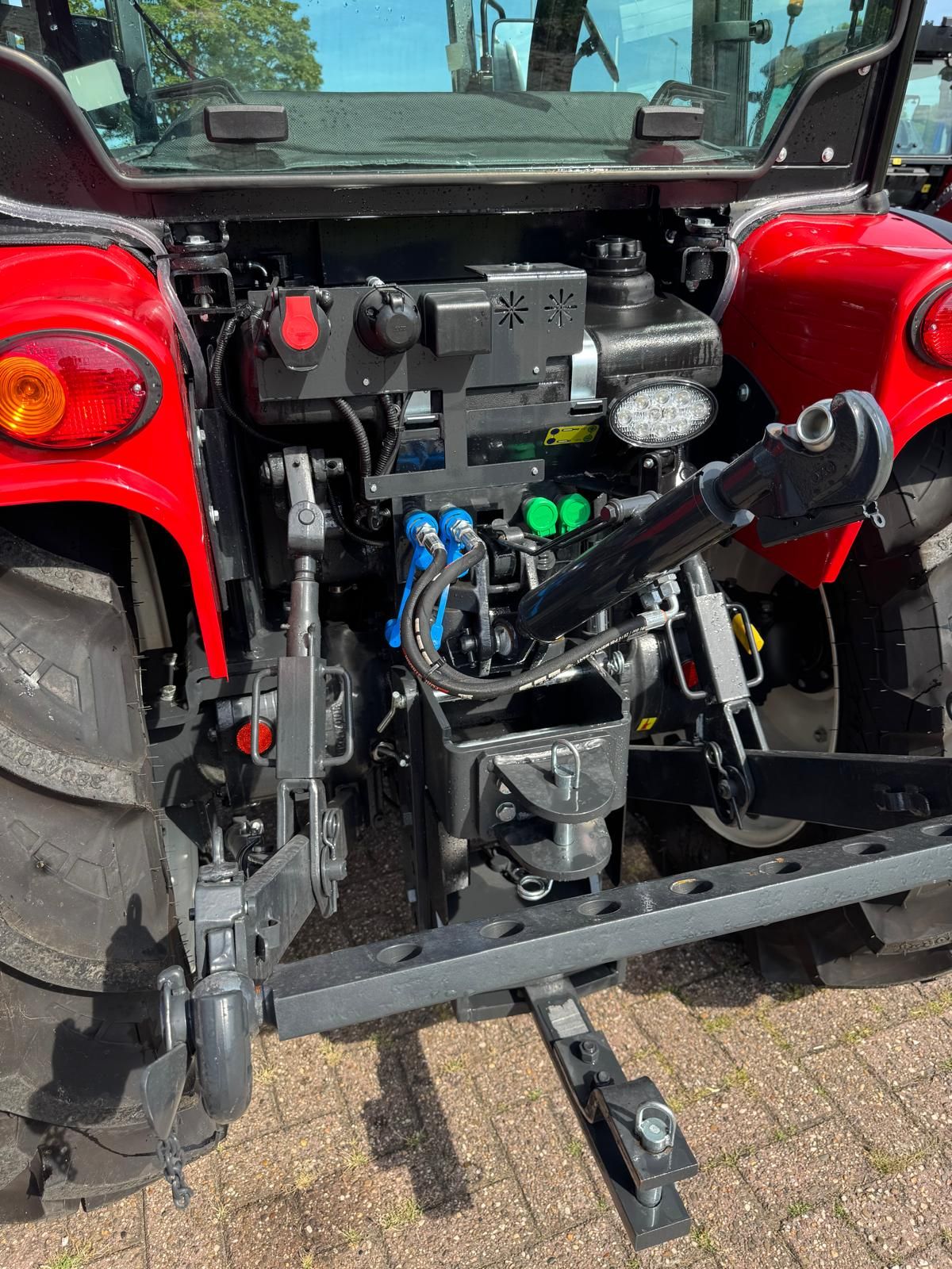 ARMATRAC 804 FG