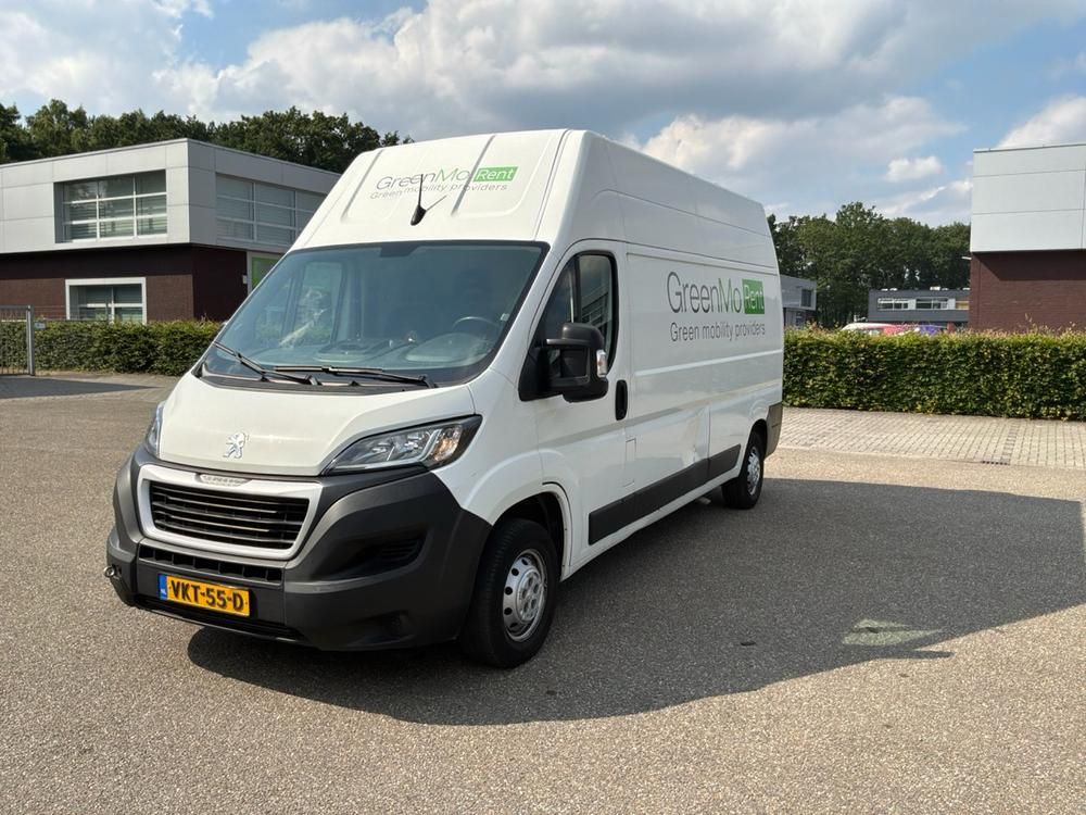 2021 Peugeot Boxer Commercial Van
