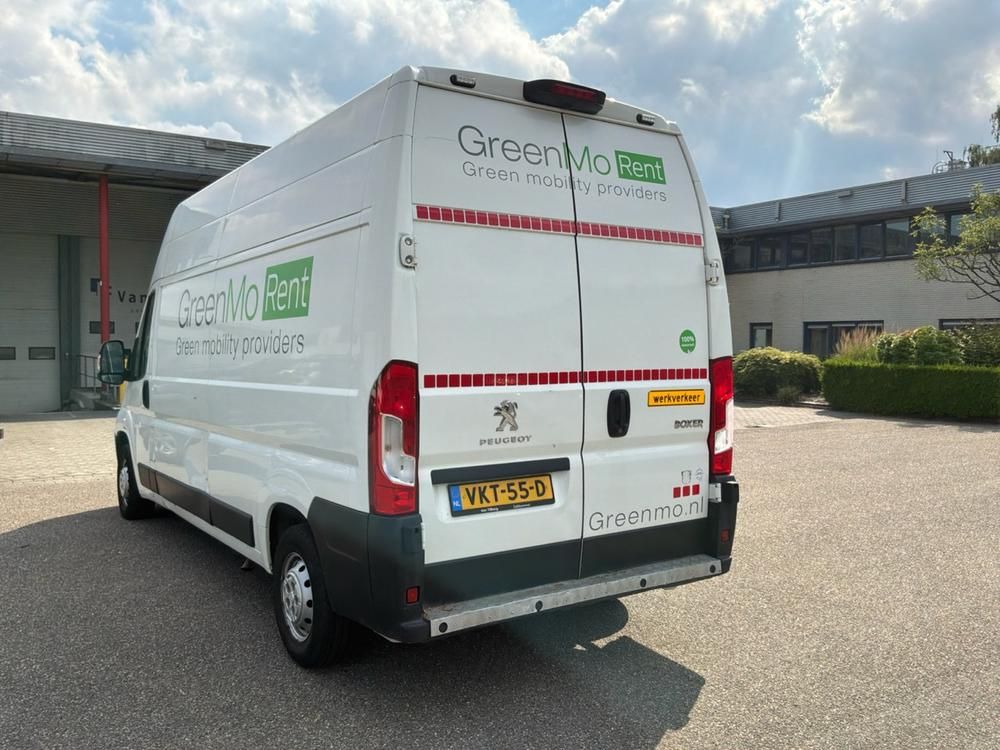 2021 Peugeot Boxer Commercial Van