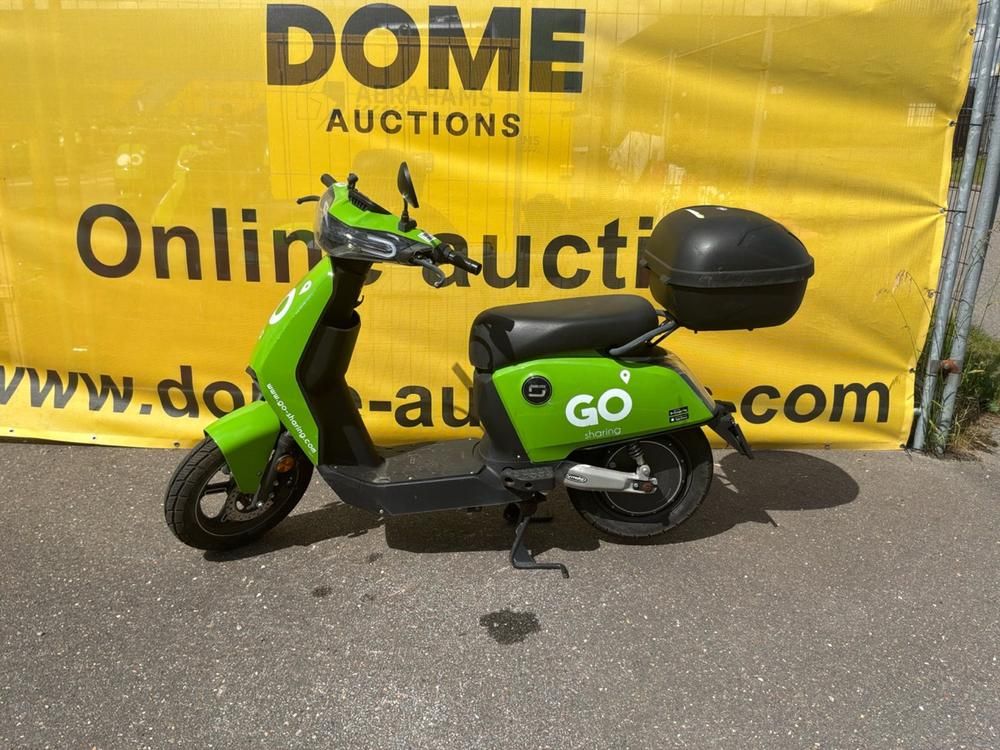 Super Soco CUx Electric Scooter