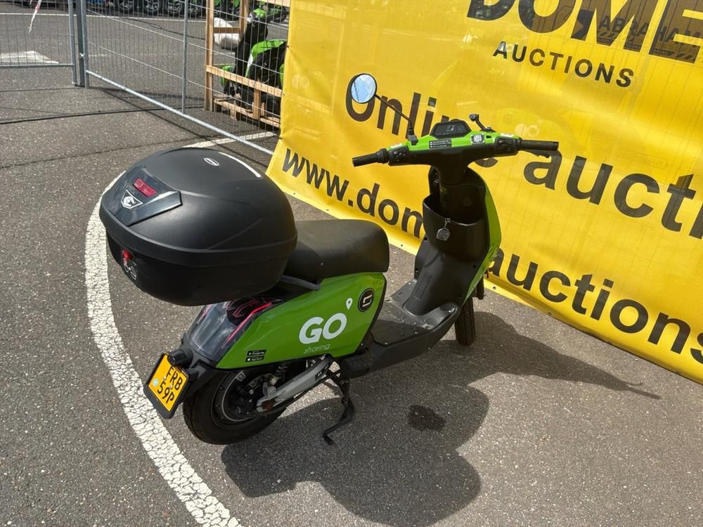 Super Soco CUx Electric Scooter