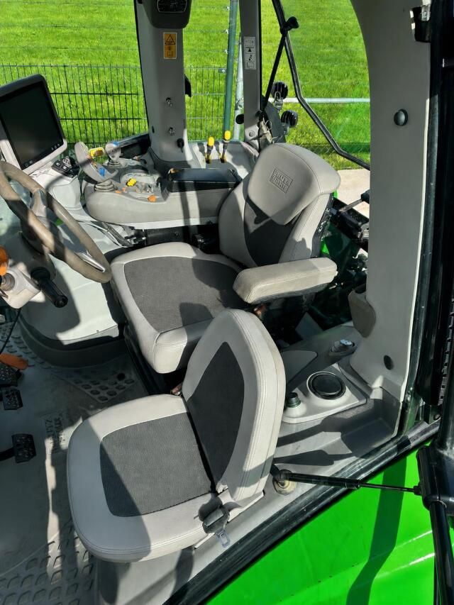 Deutz Fahr Agrotron 6175.4 TTV
