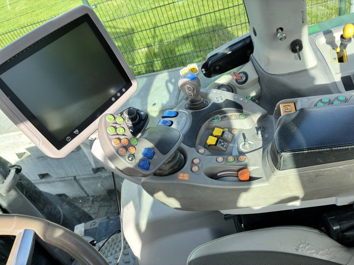 Deutz Fahr Agrotron 6175.4 TTV
