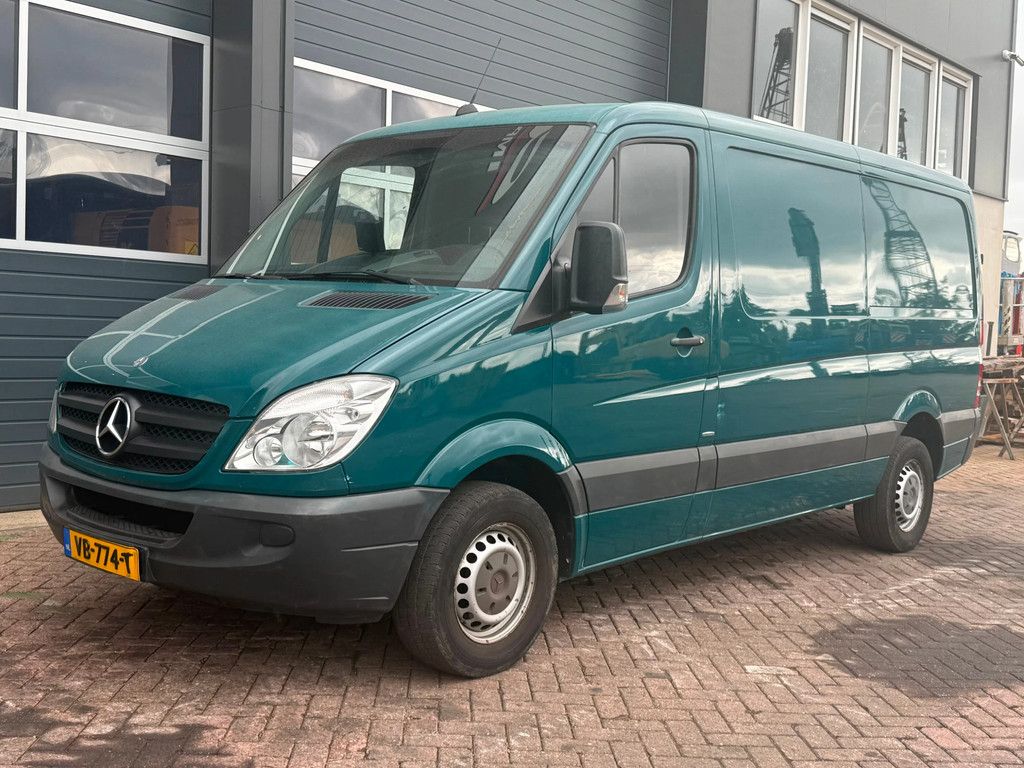 Mercedes-Benz Sprinter 316 WDB9066331S771046