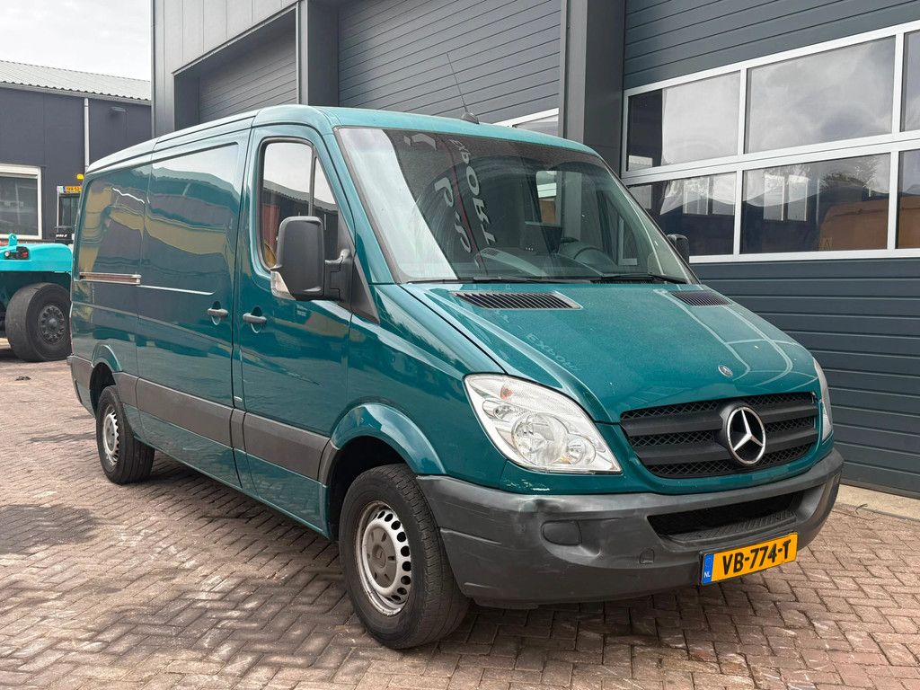 Mercedes-Benz Sprinter 316 WDB9066331S771046