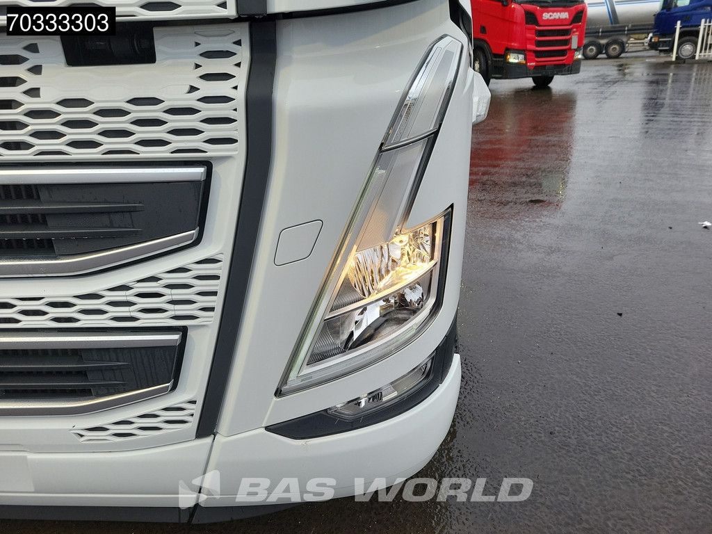 Volvo FH 500 6X2 NEW Chassis Lift+steering axle 4900mm wheelbase VEB+ Euro 6