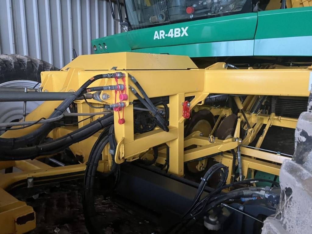 Oxbo AR-4BX