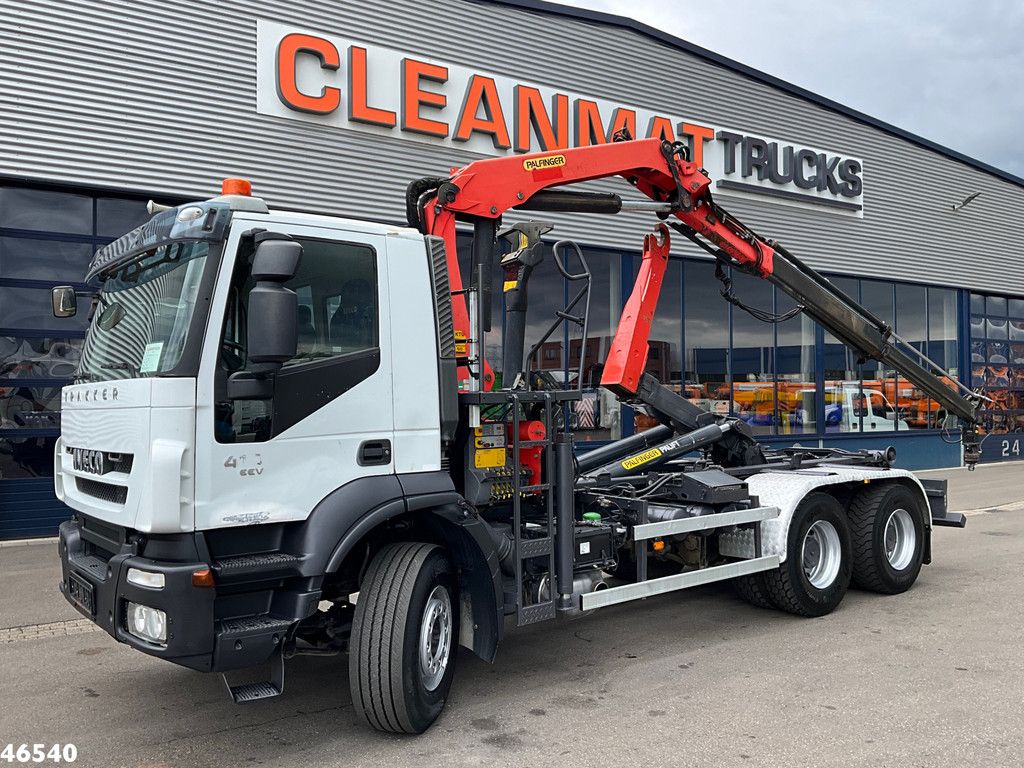 Iveco Trakker AD380T41 6x4 Palfinger 16 Tonmeter laadkraan