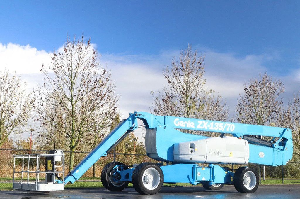Genie ZX-135/70 | 43 METER | 272 KG