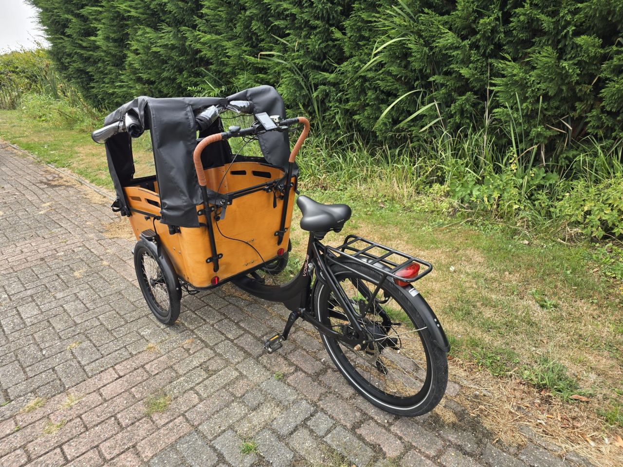 Bakfiets Vogue superior 3 2e handse bakfiets elektrisch