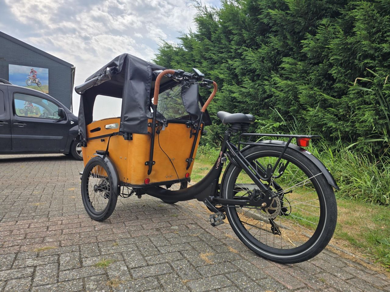 Bakfiets Vogue superior 3 2e handse bakfiets elektrisch