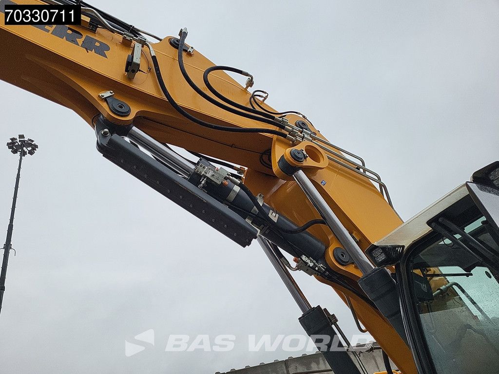Liebherr R936 NLC