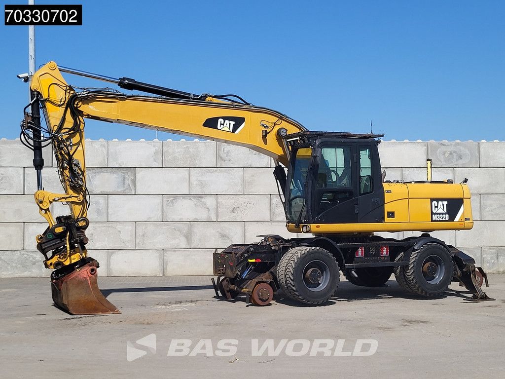 Caterpillar M322 D Rail & Road