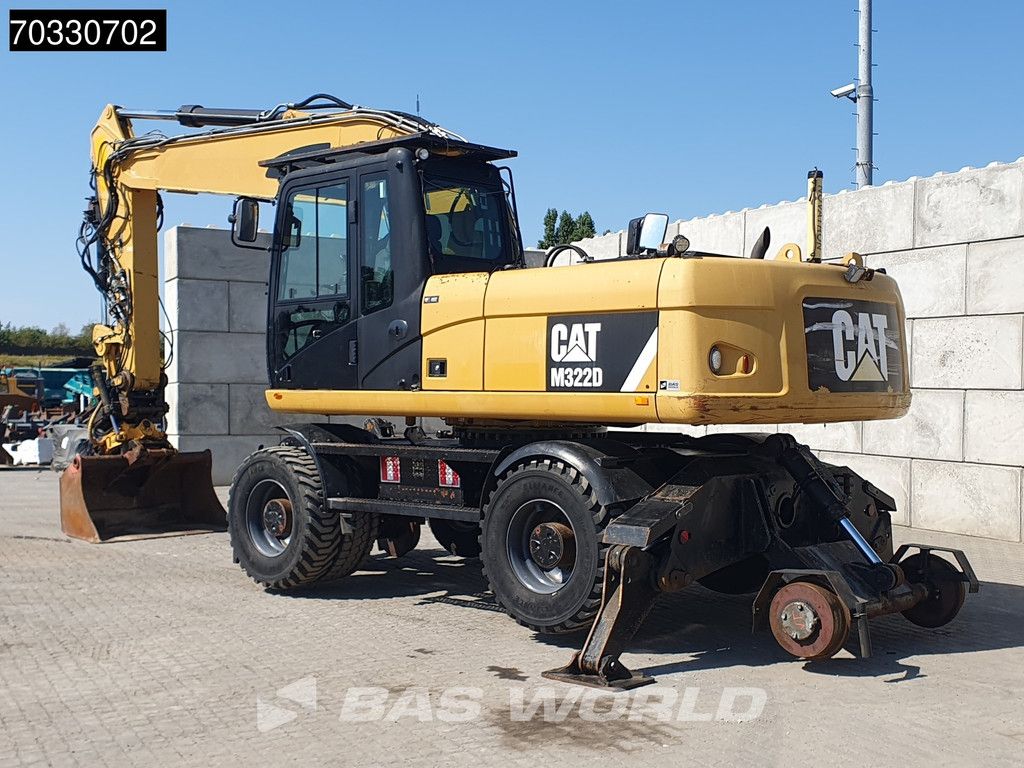 Caterpillar M322 D Rail & Road