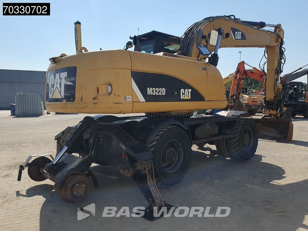 Caterpillar M322 D Rail & Road