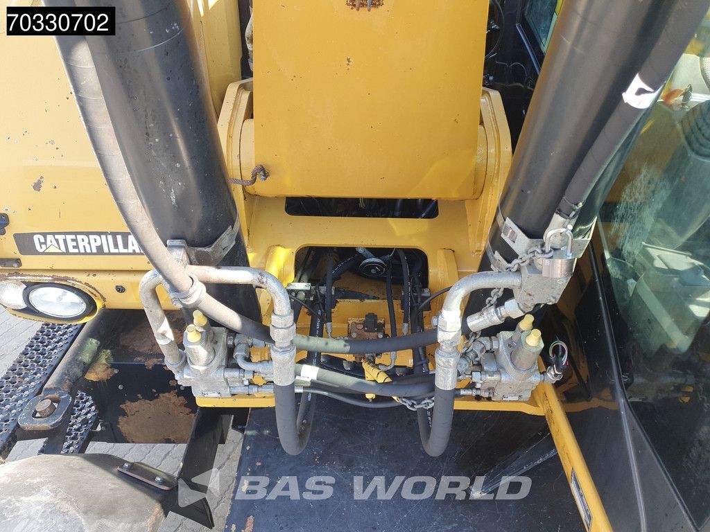 Caterpillar M322 D Rail & Road