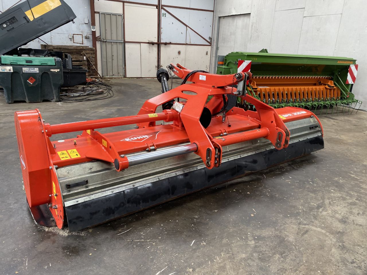 KUHN BPR 305 KLEPELMAAIER MET SIDE SHIFT achterop of in fronthef