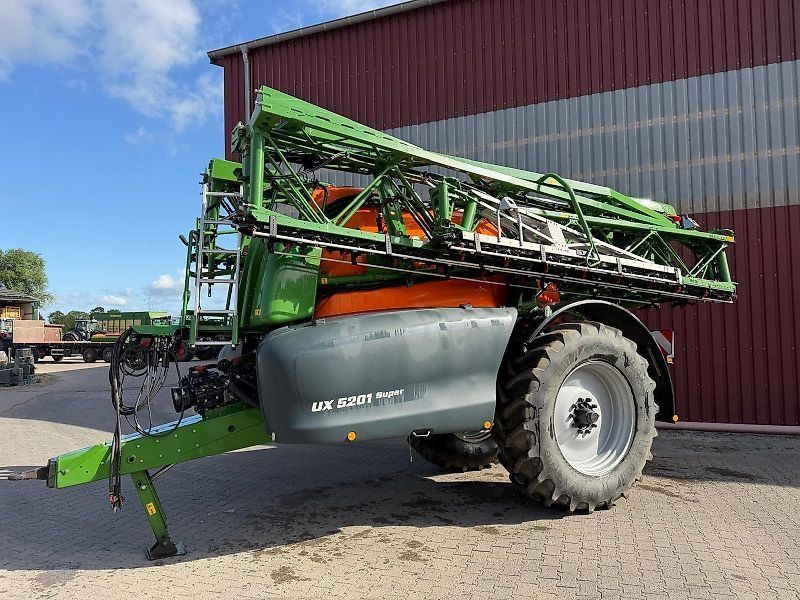 Amazone UX 5201 mit 39 m L3 Gestänge, nur 3500 ha
