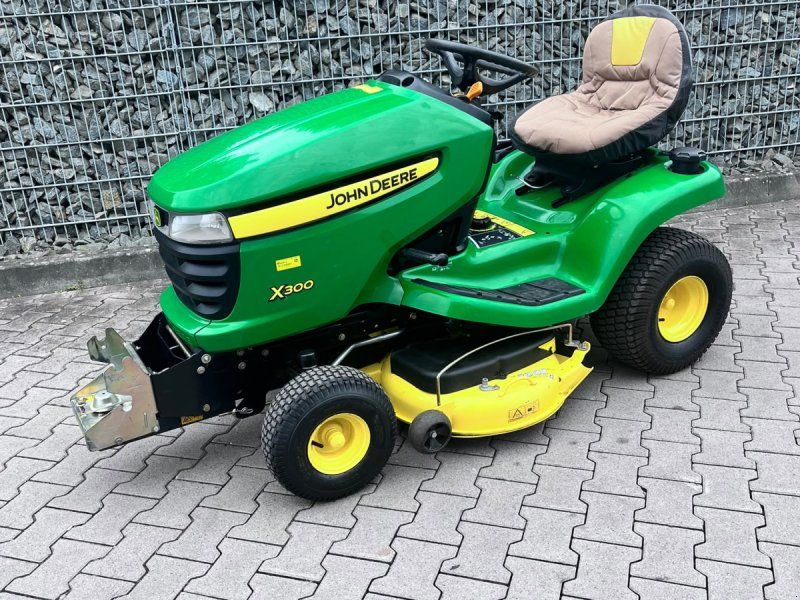 John Deere X300