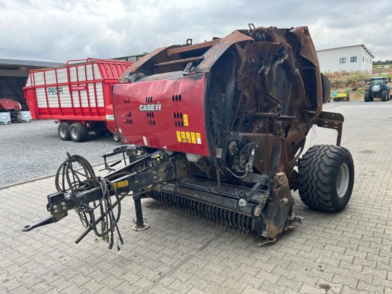 Case IH RB 455 Brandschaden